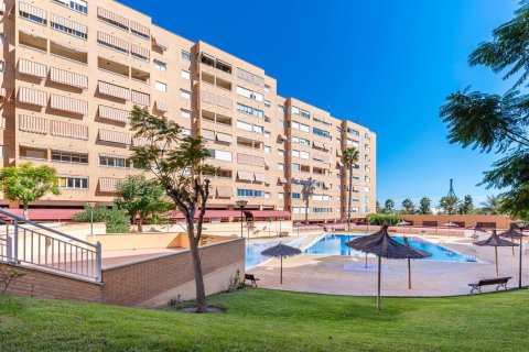 Продажа квартиры в Аликанте, Испания 3 спальни, 95м2 №180106 - фото 23