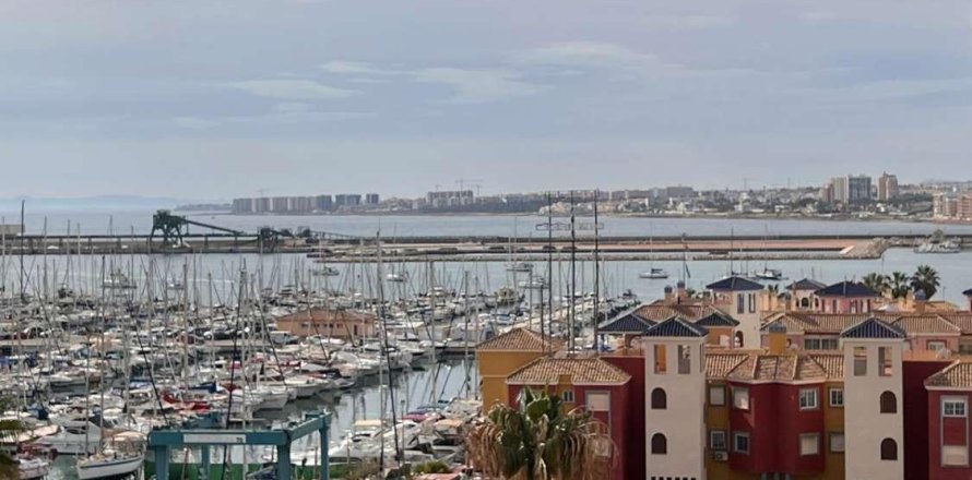 Lägenhet i Torrevieja, Alicante, Spanien 2 sovrum, 83 kvm. Nr. 181301