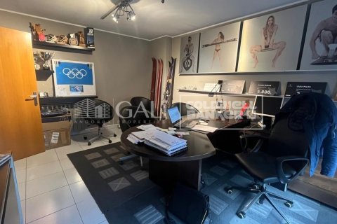 Office à Principado De Andorra (Ninguna Poblacion Tiene C.P.), Lleida, Espagne 232 m2 No. 160505