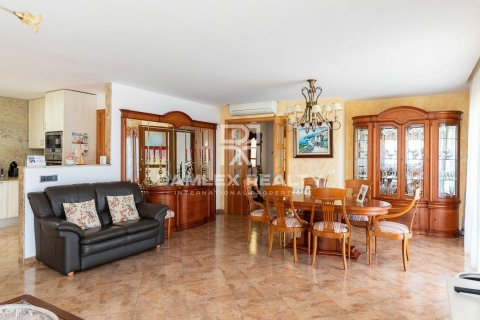 Dom w Platja D'aro, Girona, Hiszpania 7 sypialni, 520 mkw. nr 176831 – zdjęcie 6
