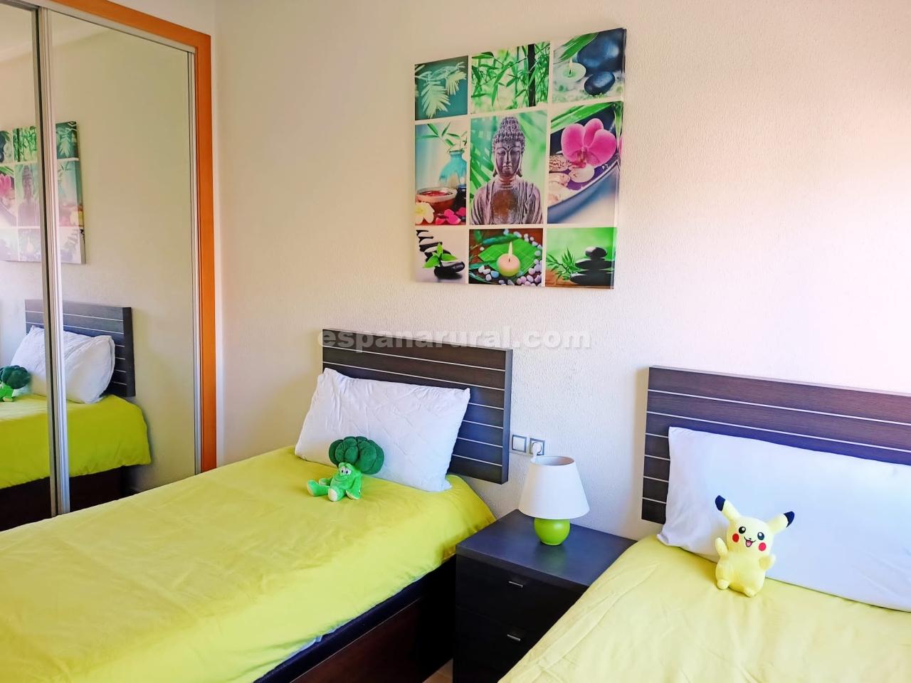 Apartment à Torrevieja, Alicante, Espagne 2 chambres, 71 m2 No. 184047