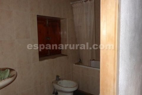 House for sale in Lubrin, Almeria, Spain 6 bedrooms, 212 sq.m. No. 184042 - photo 6