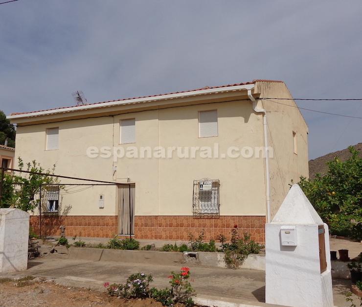 Hus i Arboleas, Almeria, Spanien 2 sovrum, 248 kvm. Nr. 184044