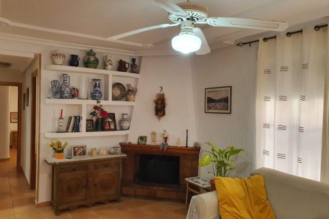Bungalow w La Mata, Alicante, Hiszpania 3 sypialnie, 233 mkw. nr 146321 – zdjęcie 17