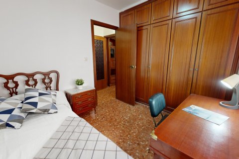 Apartament w Valencia, Hiszpania 4 sypialnie, 125 mkw. nr 146317 – zdjęcie 26