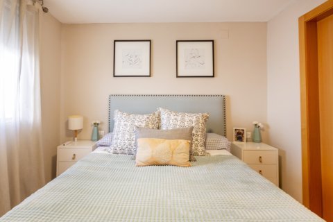 Apartament w Mislata, Valencia, Hiszpania 3 sypialnie, 123 mkw. nr 146318 – zdjęcie 24