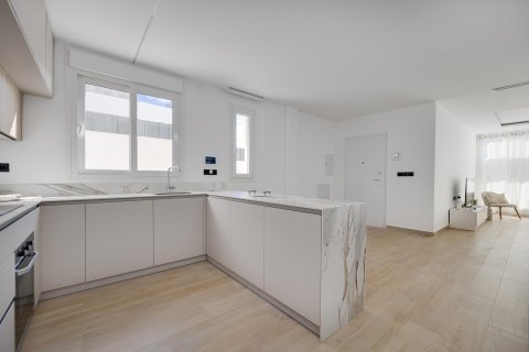 Willa w Torrevieja, Alicante, Hiszpania 3 sypialnie, 120 mkw. nr 146320 – zdjęcie 15