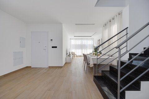 Willa w Torrevieja, Alicante, Hiszpania 3 sypialnie, 120 mkw. nr 146320 – zdjęcie 12