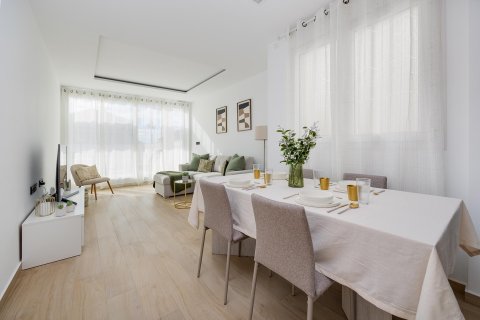 Willa w Torrevieja, Alicante, Hiszpania 3 sypialnie, 120 mkw. nr 146320 – zdjęcie 11