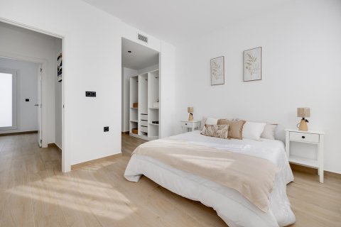 Willa w Torrevieja, Alicante, Hiszpania 3 sypialnie, 120 mkw. nr 146320 – zdjęcie 25