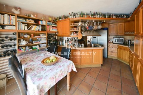 Talo myytävänä Lloret de Mar, Girona, Espanja, 10 makuuhuonetta, 500 m2 No. 176865 - kuva 11