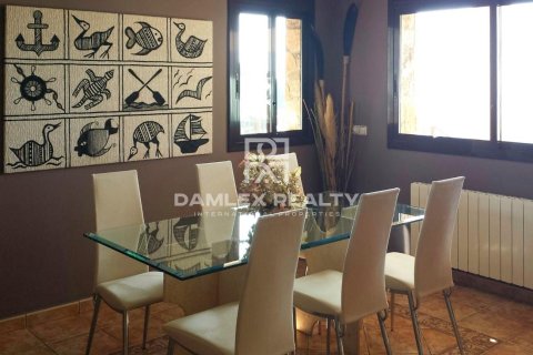 Dom w Lloret de Mar, Girona, Hiszpania 5 sypialni, 340 mkw. nr 176870 – zdjęcie 6