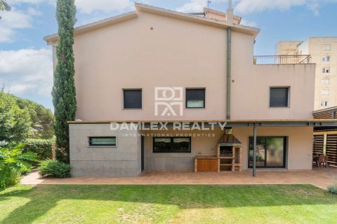 Dom w Lloret de Mar, Girona, Hiszpania 8 sypialni, 507 mkw. nr 176871 – zdjęcie 3