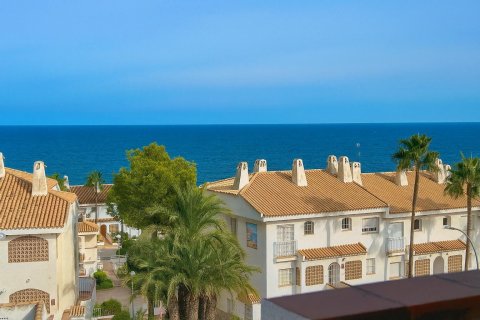 Villetta a schiera a Dehesa De Campoamor, Alicante, Spagna 3 camere da letto, 99 mq. N° 195701