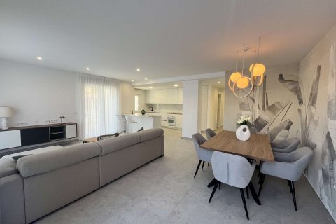 Продажа квартиры в Торревьеха, Аликанте, Испания 3 спальни, 117м2 №173646 - фото 15