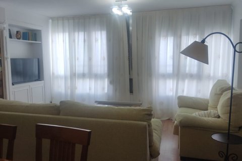 Apartamento en alquiler en El Puerto de Santa María, Cádiz, España 4 dormitorios, 178 m2 No. 173785 - foto 8