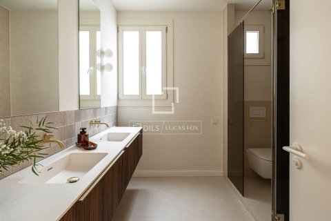 Wohnung zum Verkauf in Barcelona, Spanien 4 Schlafzimmer, 231 m2 Nr. 150750 - Foto 15