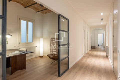 Wohnung zum Verkauf in Barcelona, Spanien 4 Schlafzimmer, 231 m2 Nr. 150750 - Foto 8