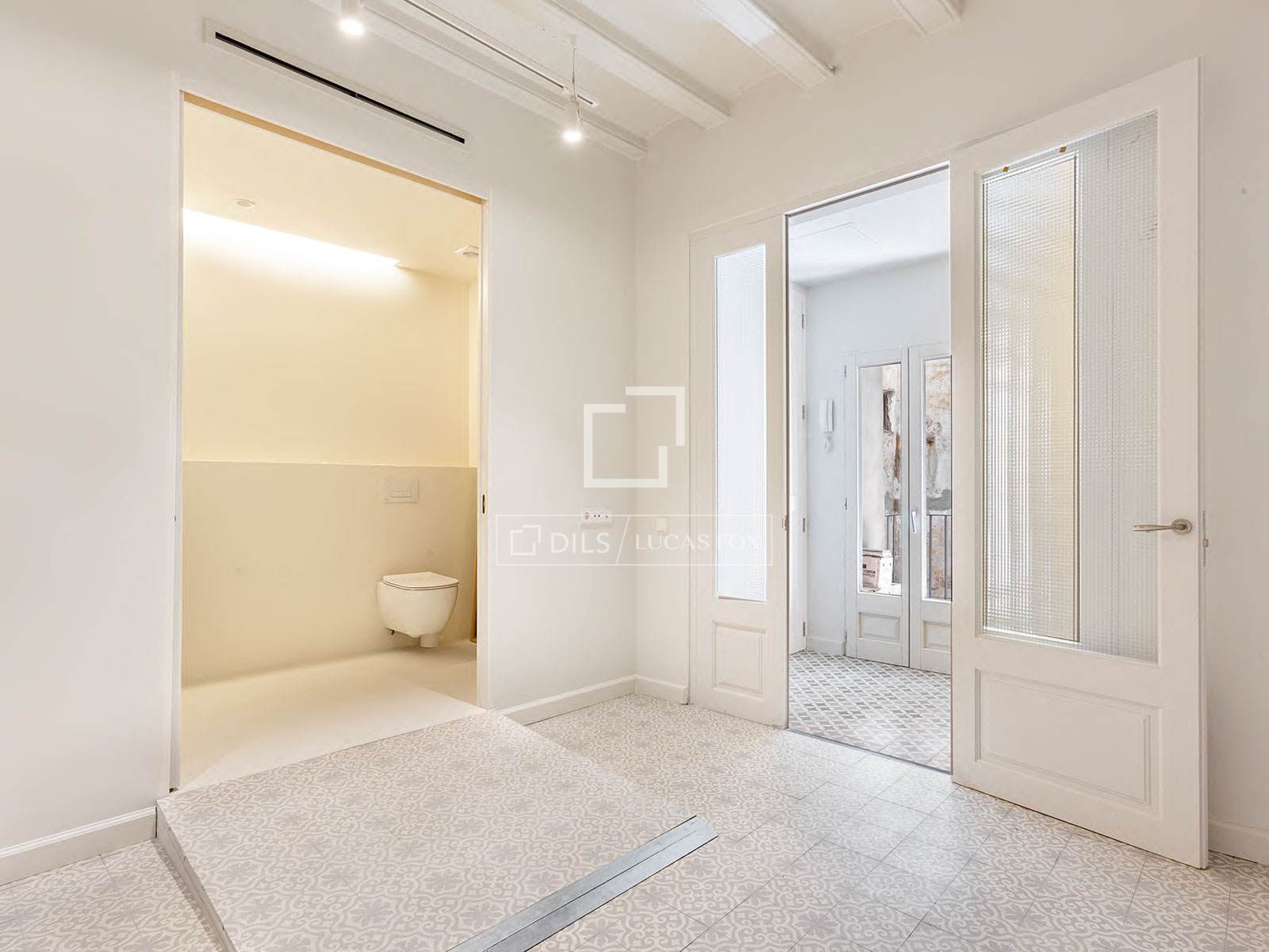 Huoneisto Barcelona, Espanja 3 makuuhuonetta, 133 m2 No. 150748