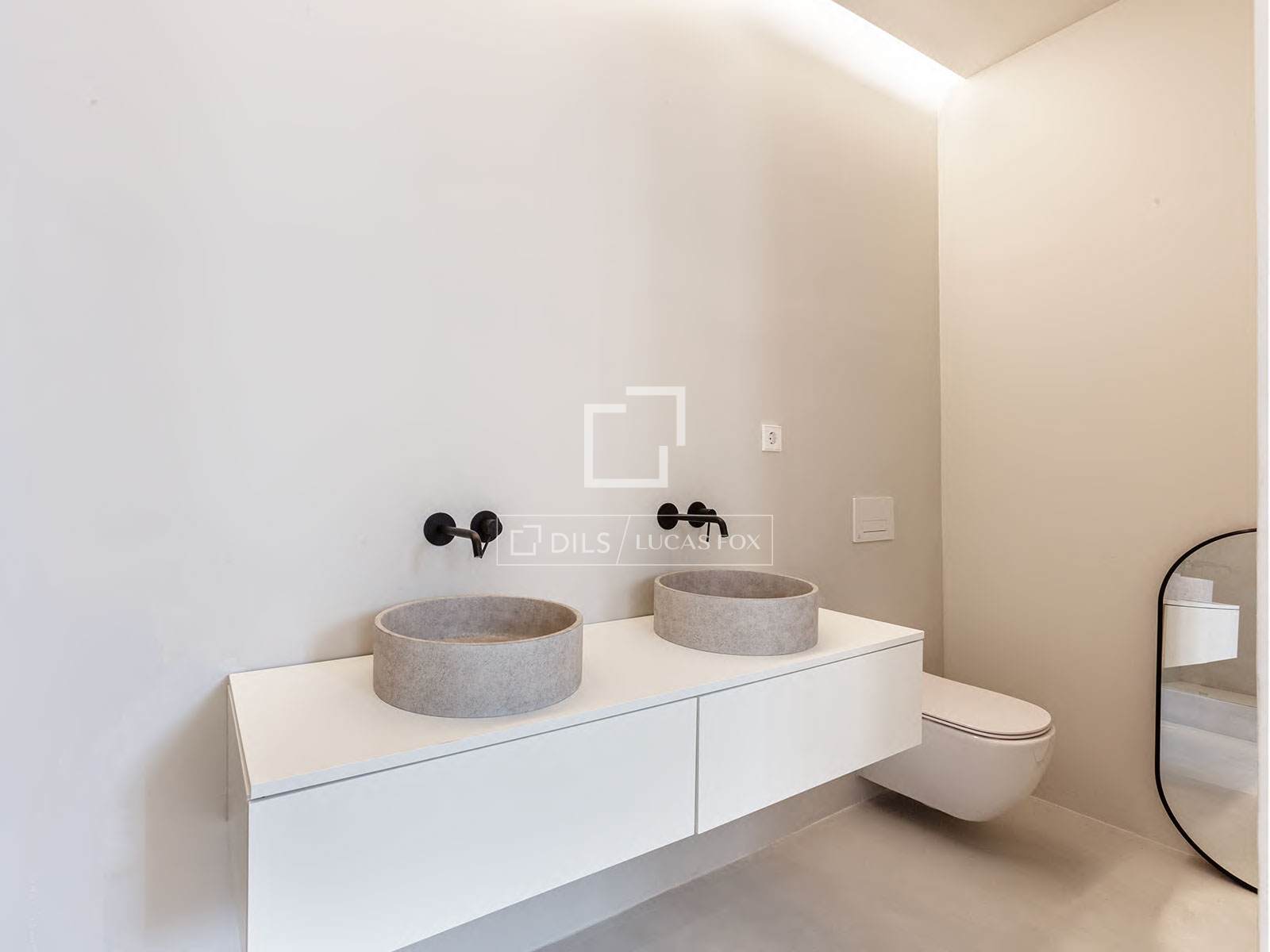 Huoneisto Barcelona, Espanja 3 makuuhuonetta, 133 m2 No. 150748