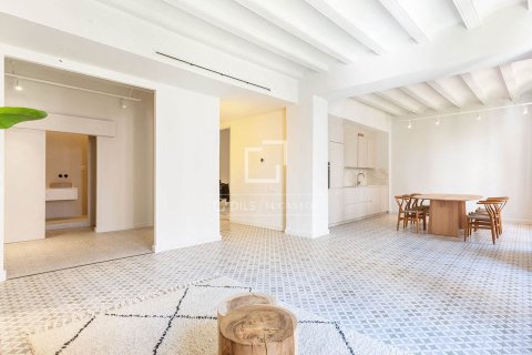 Продажа квартиры в Барселона, Испания 3 спальни, 133м2 №150748 - фото 9