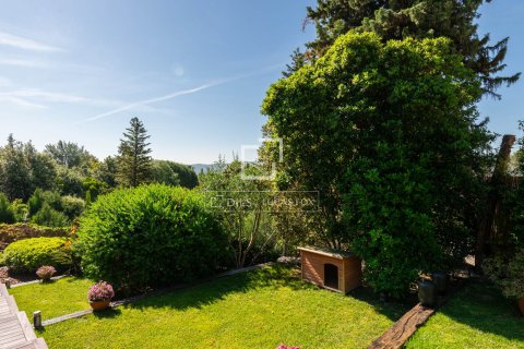 Villa for sale in Bellaterra, Barcelona, Spain 5 bedrooms, 429 sq.m. No. 150754 - photo 29