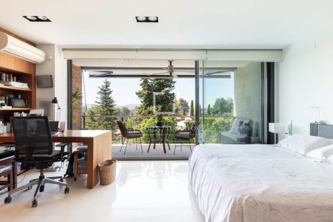 Villa for sale in Bellaterra, Barcelona, Spain 5 bedrooms, 429 sq.m. No. 150754 - photo 21