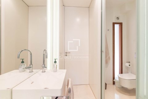 Villa for sale in Bellaterra, Barcelona, Spain 5 bedrooms, 429 sq.m. No. 150754 - photo 23