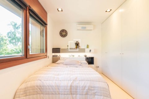 Villa for sale in Bellaterra, Barcelona, Spain 5 bedrooms, 429 sq.m. No. 150754 - photo 14