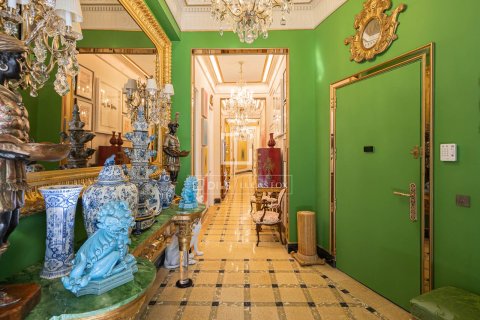 Apartamento en venta en Barcelona, España 4 dormitorios, 273 m2 No. 150751 - foto 9