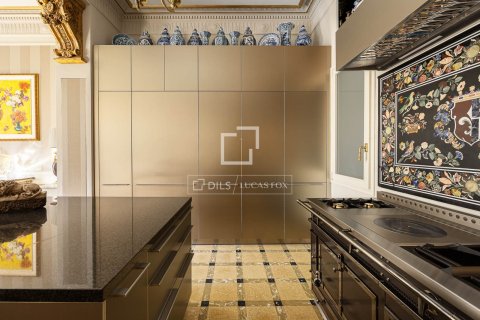 Apartamento en venta en Barcelona, España 4 dormitorios, 273 m2 No. 150751 - foto 11