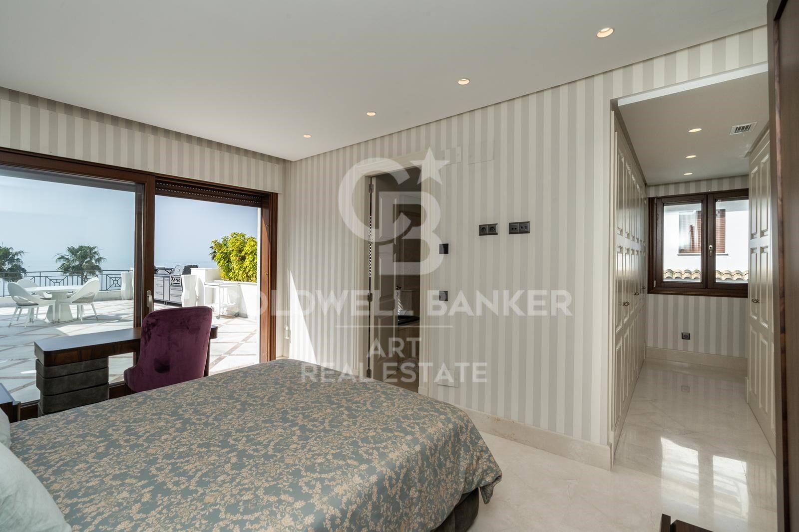 Ático en Estepona, Málaga, España 5 dormitorios, 700 m2 No. 158337