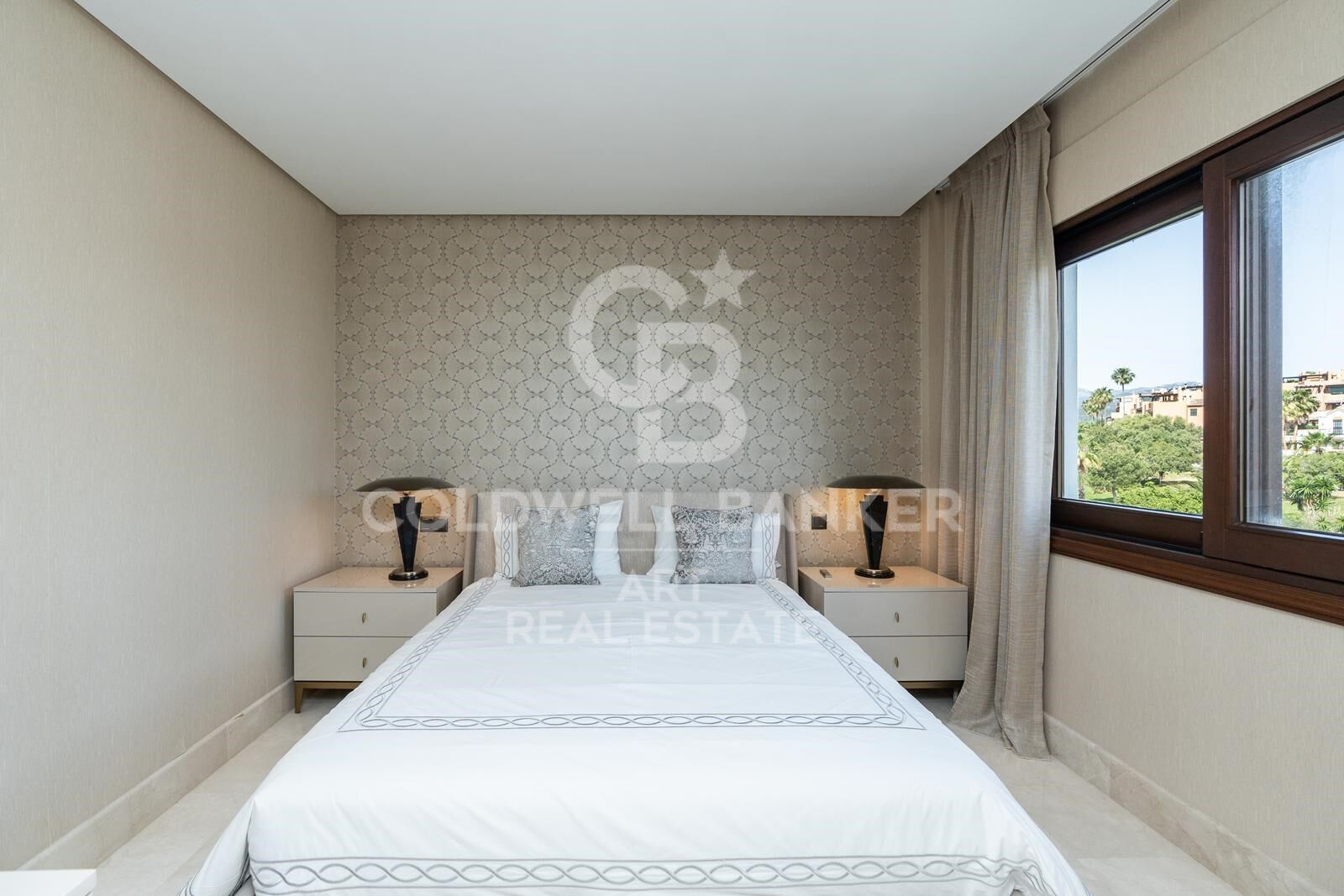 Ático en Estepona, Málaga, España 5 dormitorios, 700 m2 No. 158337