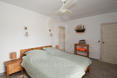 Villa for sale in Benitachell, Alicante, Spain 6 bedrooms, 531 sq.m. No. 158332 - photo 12