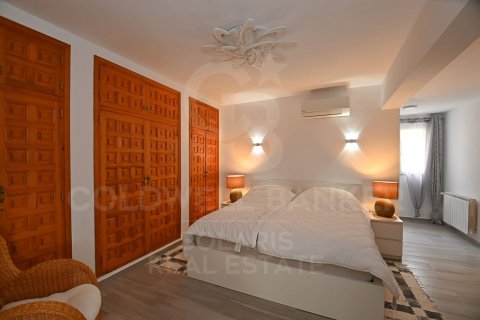 Villa en venta en Benitachell, Alicante, España 6 dormitorios, 531 m2 No. 158332 - foto 16