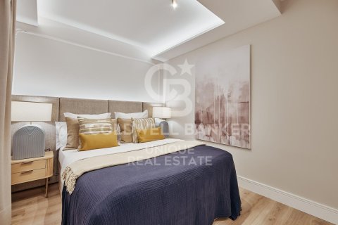 Apartament w Madrid, Hiszpania 3 sypialnie, 122 mkw. nr 158338 – zdjęcie 12