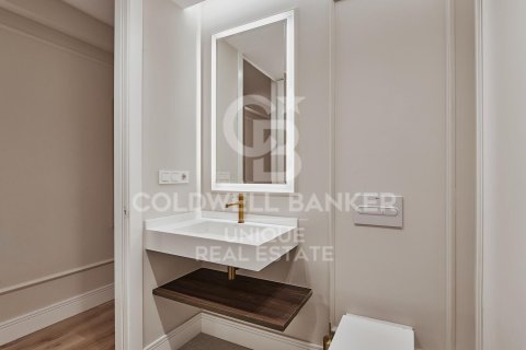 Apartament w Madrid, Hiszpania 3 sypialnie, 122 mkw. nr 158338 – zdjęcie 28