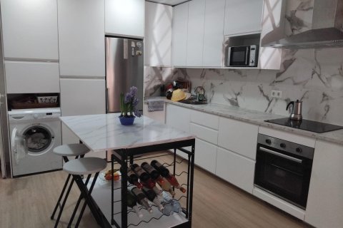 Продажа квартиры в Вильяхойоса, Аликанте, Испания 2 спальни, 95м2 №165531 - фото 1