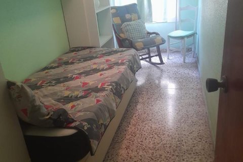 Apartment for sale in Torrevieja, Alicante, Spain 3 bedrooms, 85 sq.m. No. 184214 - photo 7