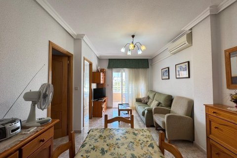 Apartamento en venta en Torrevieja, Alicante, España 2 dormitorios, 62 m2 No. 184217 - foto 16