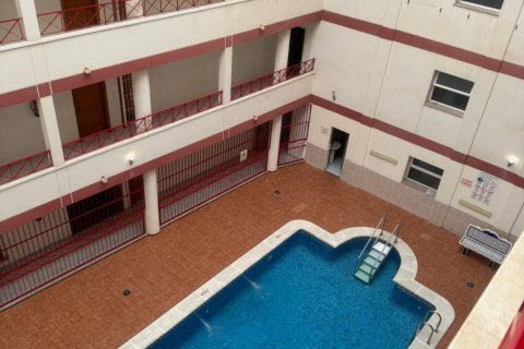 Apartment for sale in Torrevieja, Alicante, Spain 2 bedrooms, 72 sq.m. No. 184213 - photo 13