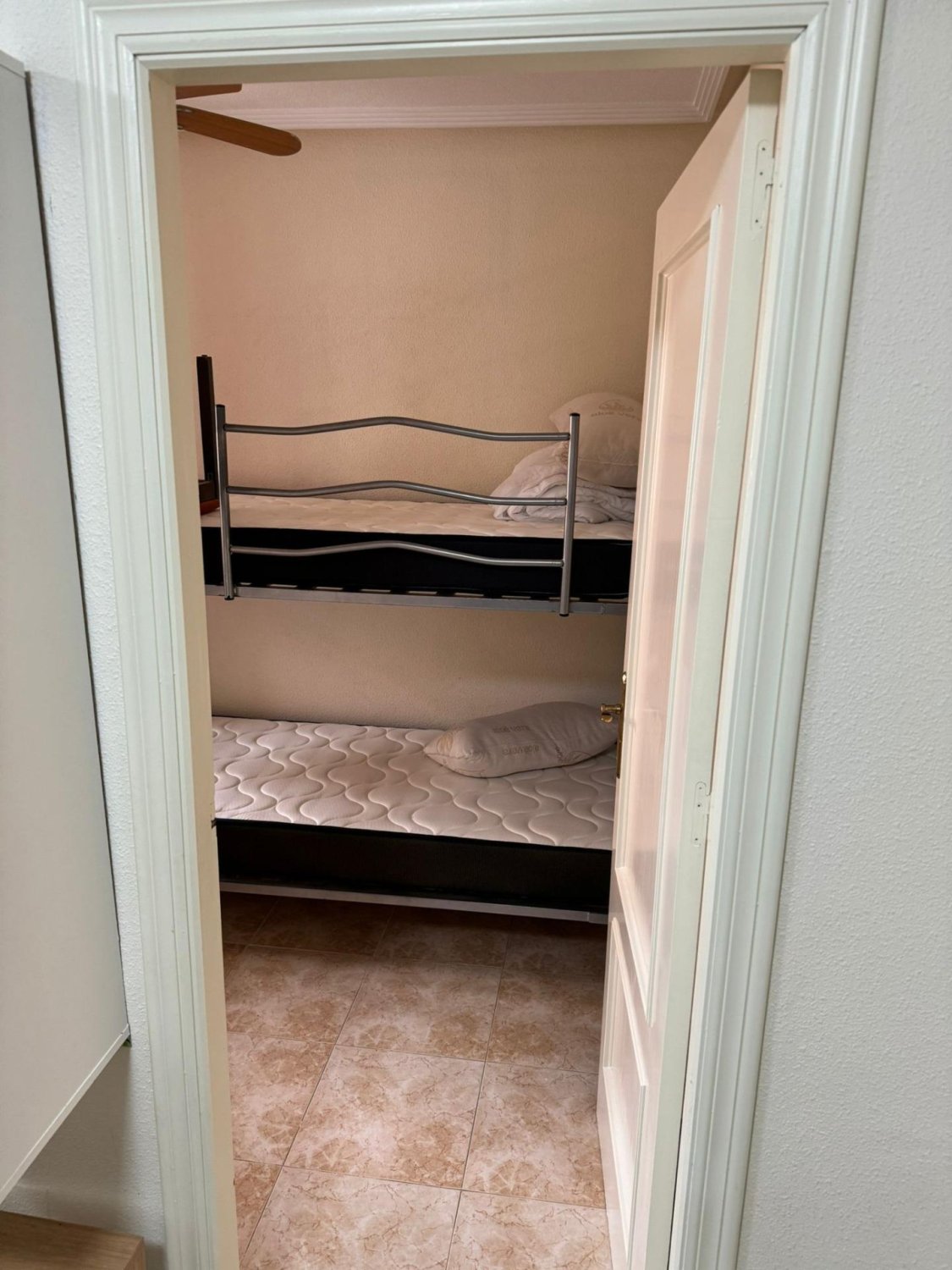 Appartamento a Torrevieja, Alicante, Spagna 2 camere da letto, 72 mq. N° 184213