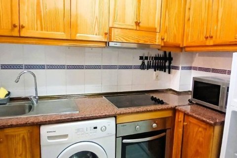 Apartment for sale in Torrevieja, Alicante, Spain 2 bedrooms, 67 sq.m. No. 184216 - photo 3