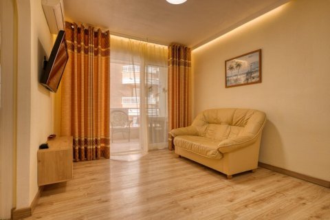 Wohnung zum Verkauf in Torrevieja, Alicante, Spanien 2 Schlafzimmer, 68 m2 Nr. 184219 - Foto 2