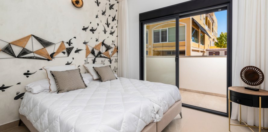 Apartment in Residencial Moma II, Torre de la Horadada, Alicante, Spa, 2 bedrooms, 97.1 sq.m. No. 168537