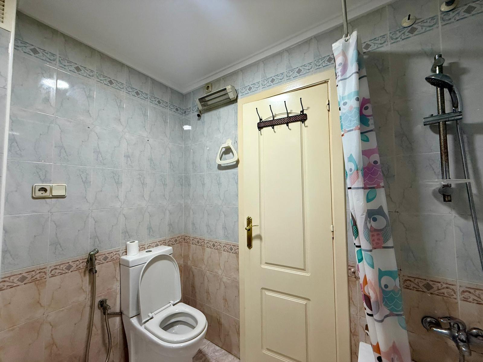 Apartment in Torrevieja, Alicante, Spain 2 bedrooms, 63 sq.m. No. 195178