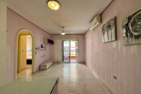 Appartamento in vendita a Torrevieja, Alicante, Spagna 2 camere da letto, 63 mq. N° 195178 - foto 15