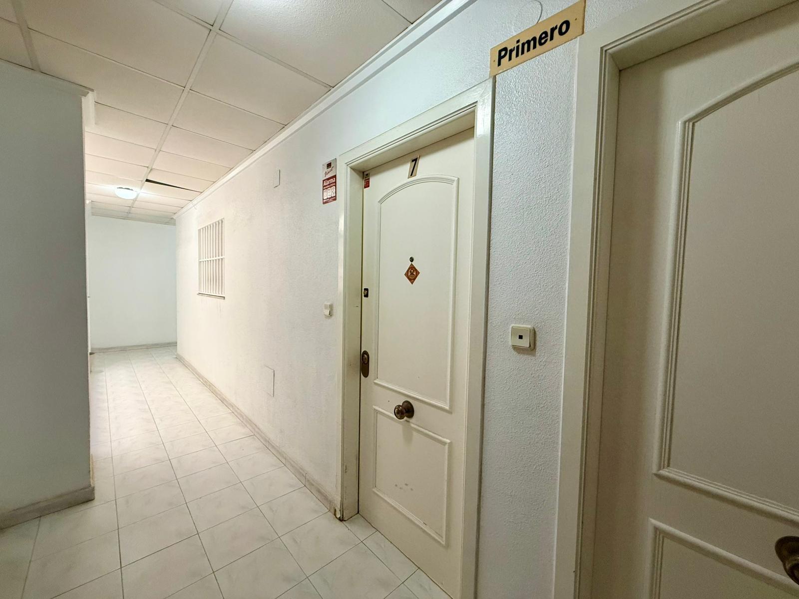 Apartment in Torrevieja, Alicante, Spain 2 bedrooms, 63 sq.m. No. 195178