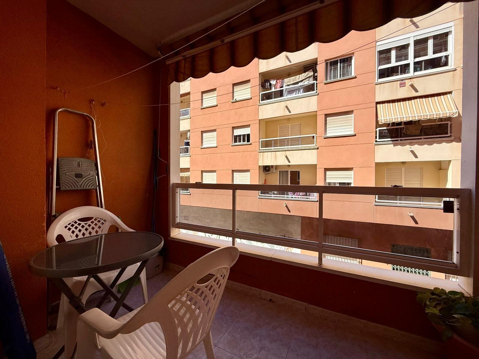 Apartment in Torrevieja, Alicante, Spain 2 bedrooms, 63 sq.m. No. 195178
