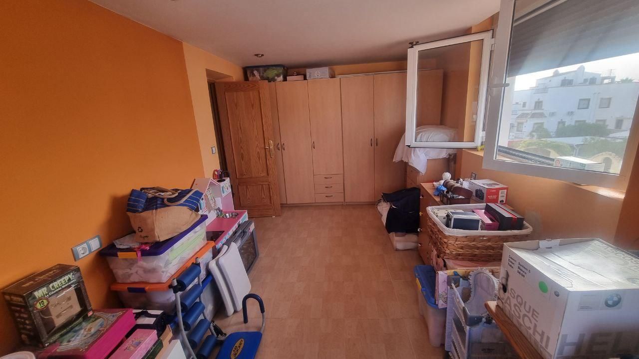 Huoneisto Los Altos, Alicante, Espanja 150 m2 No. 195174